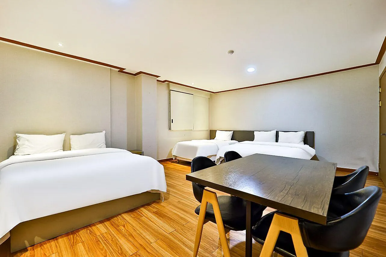 Stay Hotel Incheon Airport 0*,